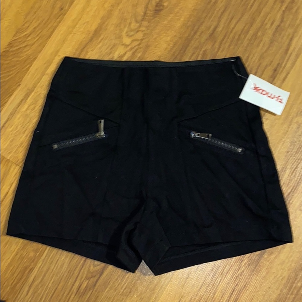 Stretchy Shorts!